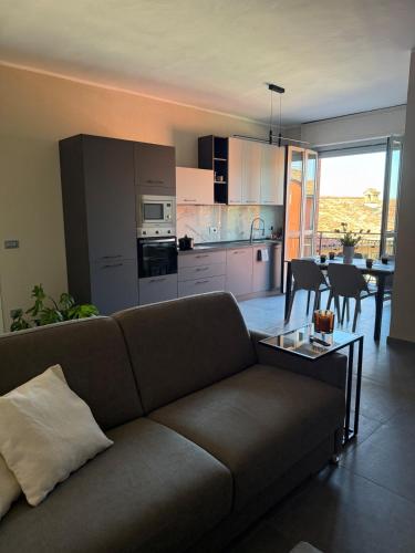 Η κουζίνα ή μικρή κουζίνα στο Dimora Canonica - Apartment