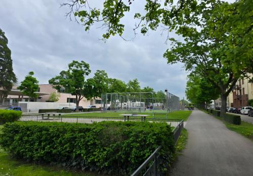 Zahrada ubytování Modernes und gemütliches Studio in Karlsruhes Zentrum - APOLONIAliving