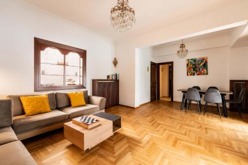 Athenian Living in the Heart of Koukaki