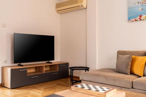 Athenian Living in the Heart of Koukaki