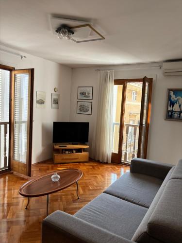 Apartment Old Town Mimi