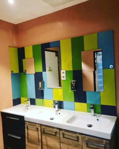 Gambar di galeri bagi Auberge Eco di Ivry-sur-Seine