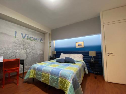 Postel nebo postele na pokoji v ubytování Mare Nostrum Petit Hôtel