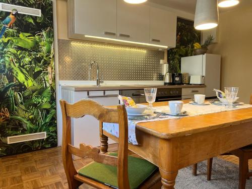 Dapur atau dapur kecil di Weserfeeling Apartment in Höxter