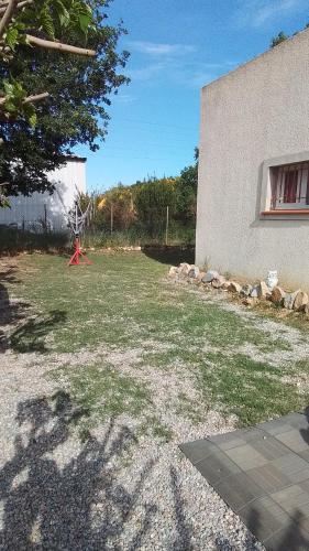 Κήπος έξω από το La tortue