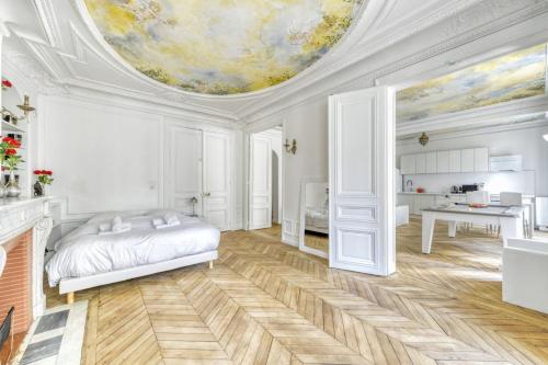 Photo de la galerie de l'établissement Grand appart Champs Elysées haut de gamme 8pers Paris Métro Wifi, à Paris