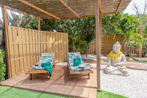 Taman di luar Casita Surfside