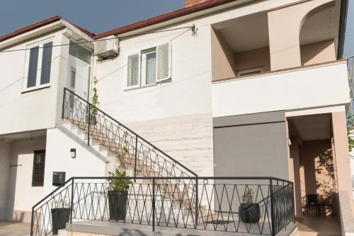 Apartment Lucija
