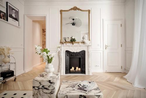 Splendid Artist Apartment 2P