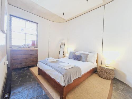 Postel nebo postele na pokoji v ubytování 1 bedroom flat in Kings Cross