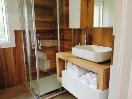 Koupelna v ubytování Modena Rooms
