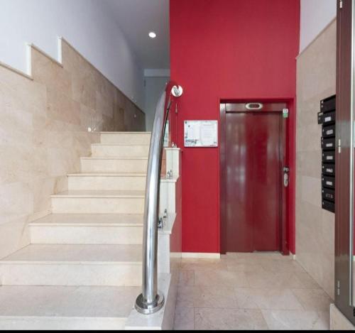 Apartment with private Terrace, Kingsize Bed, Highspeed-Wifi & AC