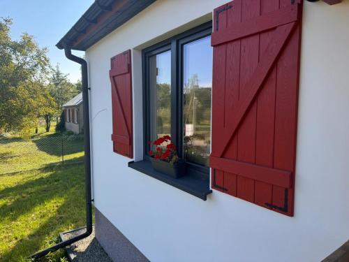 Siedlisko Stara Poczta Podlasie z jacuzzi, basenem i dużym ogrodem