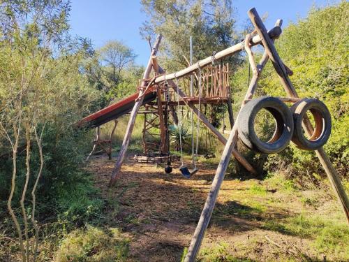 Herní místnost nebo prostor pro děti v ubytování Gaia Off-grid Campsite