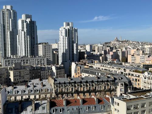 Chic Parisian Sacre Coeur views