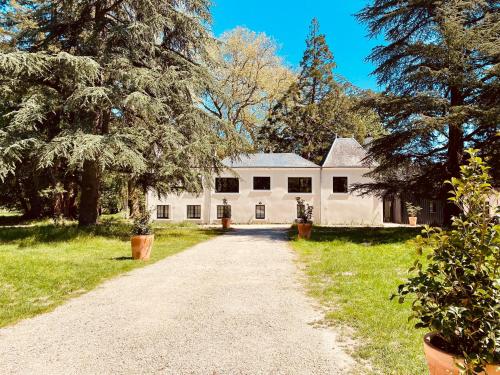 Chateau et piscine privé près du Chateau de Chambord