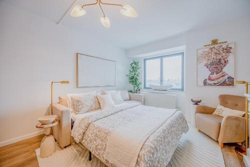 Katil atau katil-katil dalam bilik di Beautiful NYC Skyline Aparthotel for 6