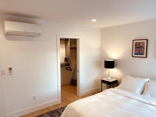 Ένα ή περισσότερα κρεβάτια σε δωμάτιο στο Luxury stay in Seattle
