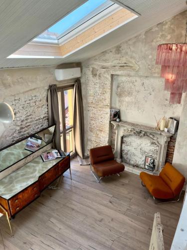 Charming and Design Attic Loft Central Milan in coolest area Navigli Ticinese photo 5