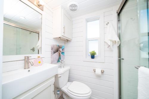 Vannituba majutusasutuses Hang Up and Hang Out, River Lodge Bungalow