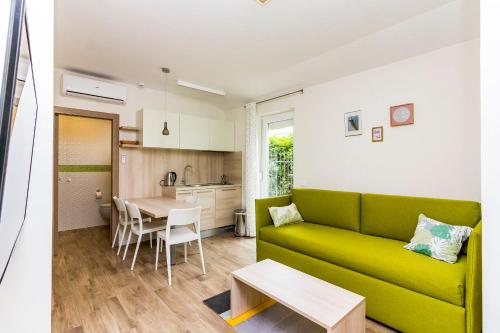 Apartments Villa Nina 2