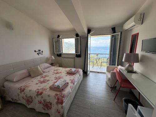 Posteľ alebo postele v izbe v ubytovaní Blue Sky House
