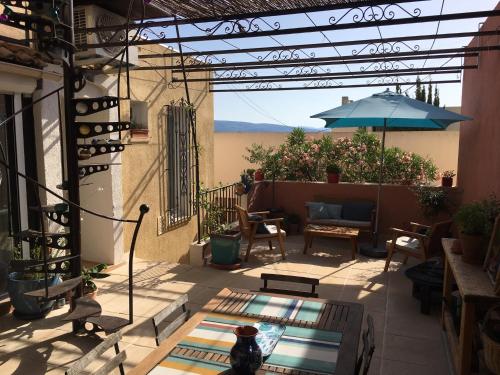 Photo de la galerie de l'établissement Le Paradis de Coralie-Duplex Coeur des Calanques, à La Ciotat