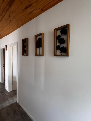 Cozy Airport Apartments