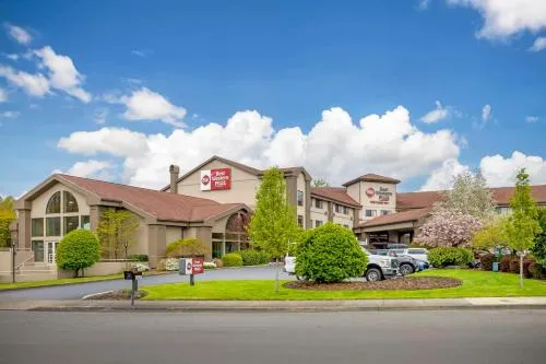 Best Western Plus Mill Creek Inn in Salem