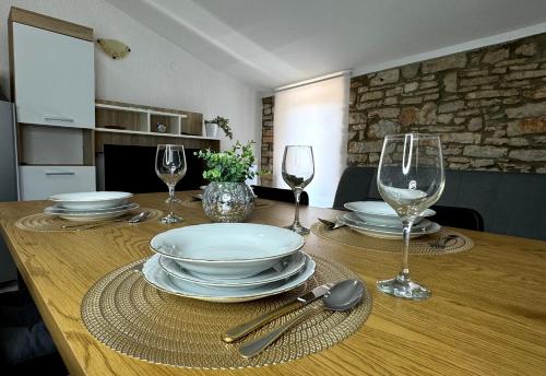 Kuchyň nebo kuchyňský kout v ubytování Apartment Moris