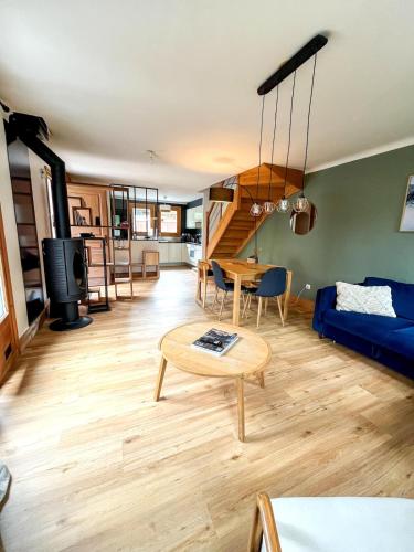 Nouveau - Duplex avec terrasse et parking 70m