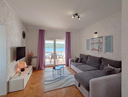 Apartments by the sea Kampor, Rab - 15310