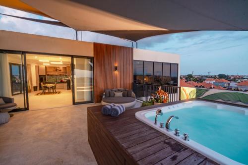 Πισίνα στο ή κοντά στο Onyx Beach Hotel