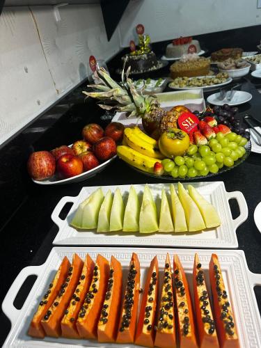 Makanan di atau berdekatan hotel