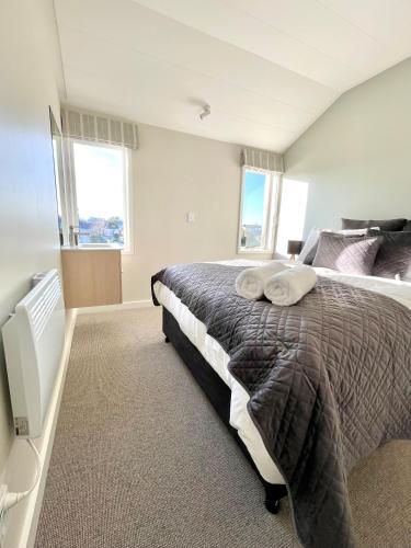 The Waimate Lodgesにあるベッド