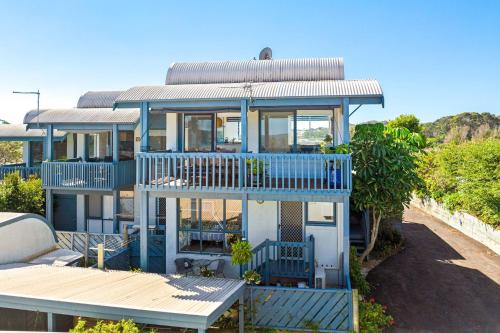 Un balcón o terraza de Unit 5 Forsters Bay Rd - Blue Water Villas