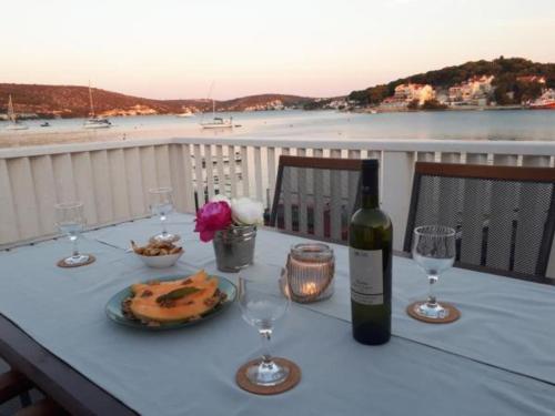 Φυσικό τοπίο κοντά σε αυτή η παραθεριστική κατοικία