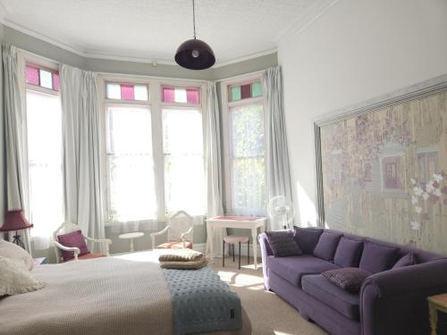 Posezení v ubytování Quirky Villa Homestay
