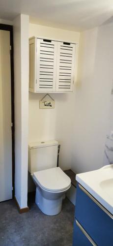 Photo de la galerie de l'établissement Élégance & Confort - Appart près Caves au Cœur de Reims, à Reims