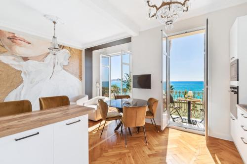 Happyfew La Suite Del Sol