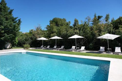 charming house with private pool in lagnes, near isle sur la sorgue, in the luberon, in Provence, for 8 people