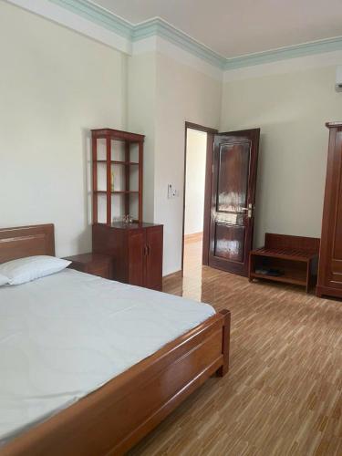 Gallery image of Ovan New Beach Hotel in Dong Hoi