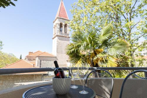 Sunny Bačvice Stay - Spacious & Central