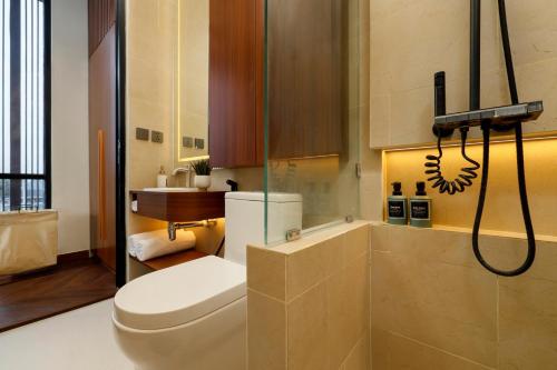 Bilik mandi di Balidian Kos House