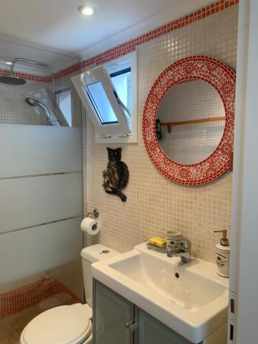 Kúpeľňa v ubytovaní Amfiteatrico Sea View - Kalamos Attiki