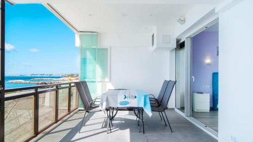Malibu Dreams 2 Bedroom Apartment