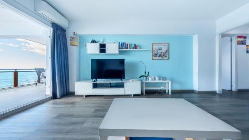 Malibu Dreams 2 Bedroom Apartment