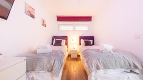 Malibu Dreams 2 Bedroom Apartment