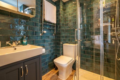 82A Dalston Lane Terrace photo 19