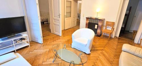 Sobieski Sigmund Freud Apartment